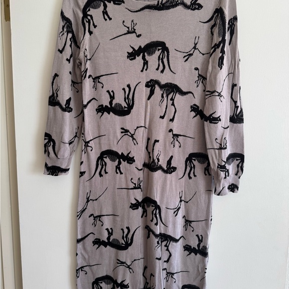 Modcloth Dresses & Skirts - Modcloth Gray and Black Dinosaur Print Dress